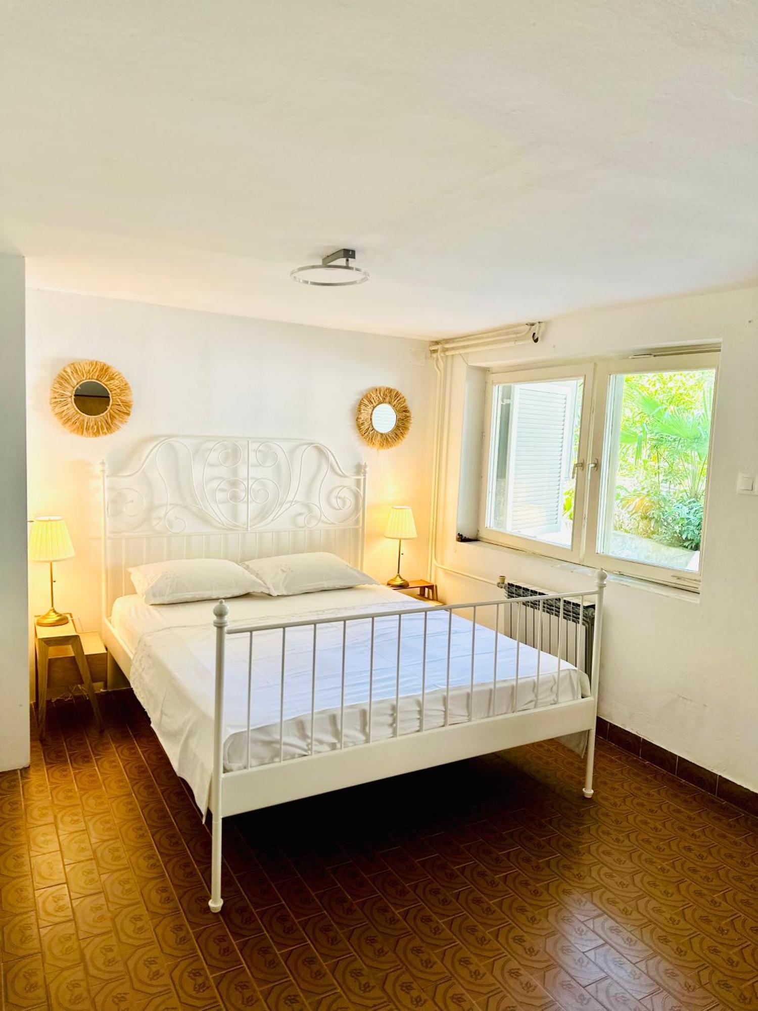 House Marea-newly Renovated 100m From The Sea Apartment *